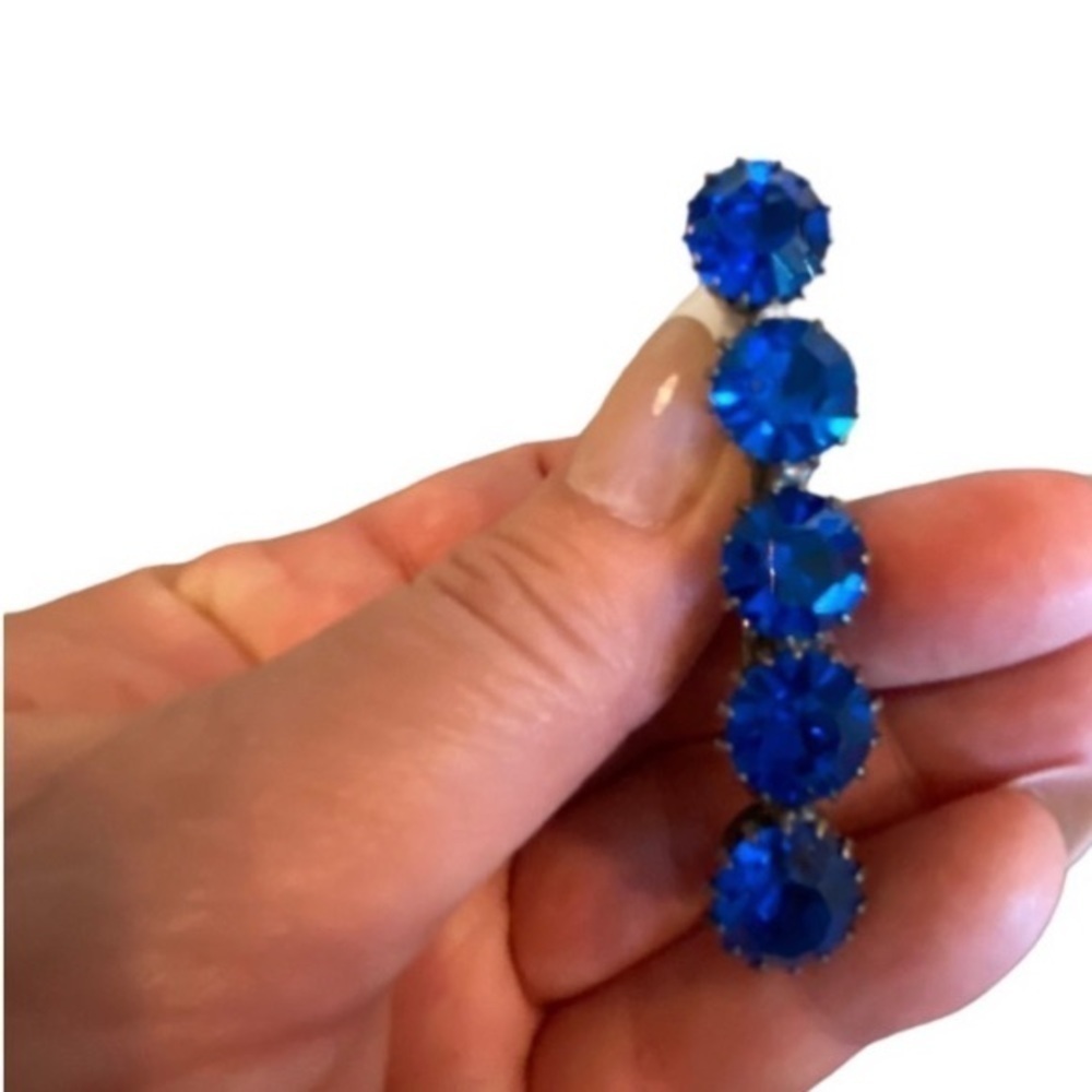 vintage ART DECO era faceted blue sapphire paste crystal stone brooch